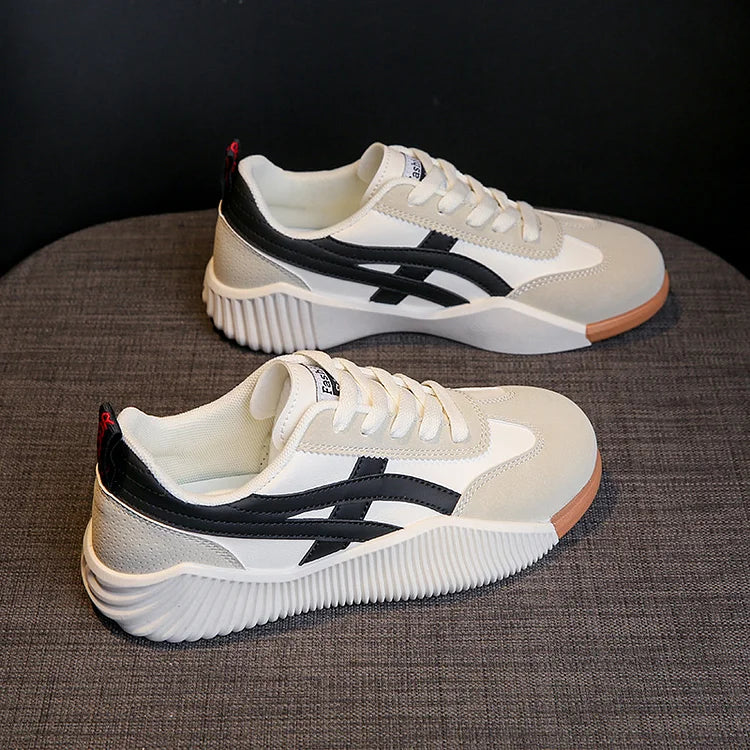 Zarelle Edge Sneaker
