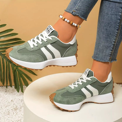 Gestreifte Freizeit-Sneaker CloudLane | Grün