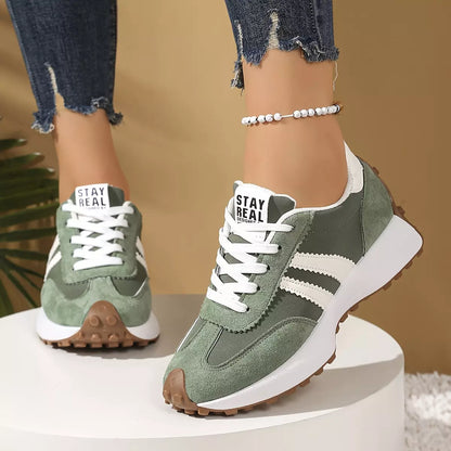 Gestreifte Freizeit-Sneaker CloudLane | Grün
