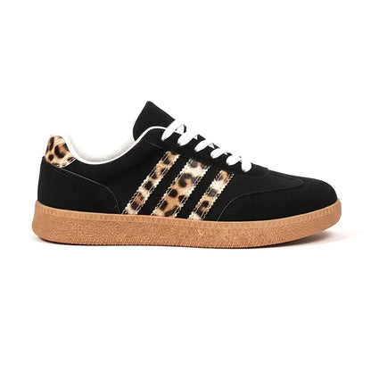 Retro-Sneaker im Samba-Stil in Schwarz mit Leopardenmuster