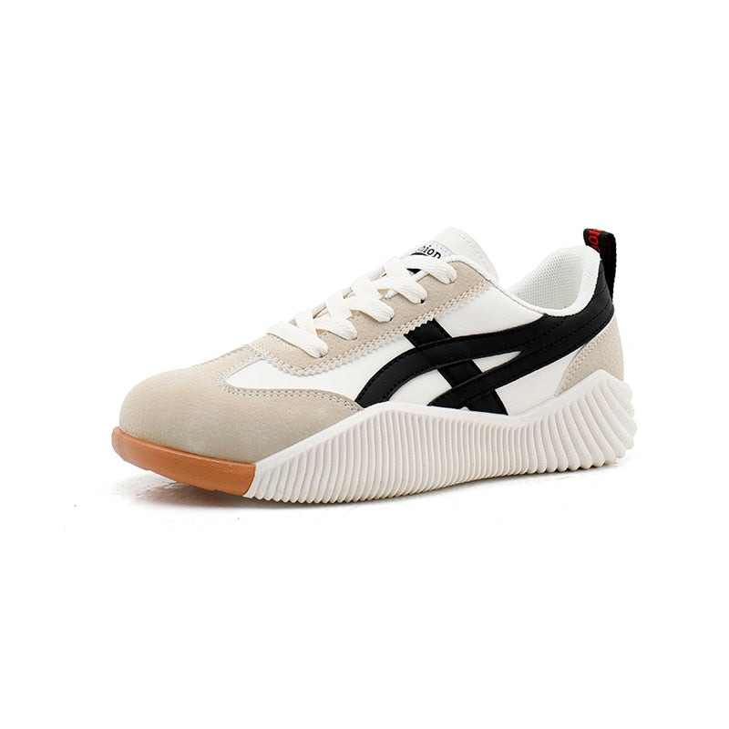Zarelle Edge Sneaker