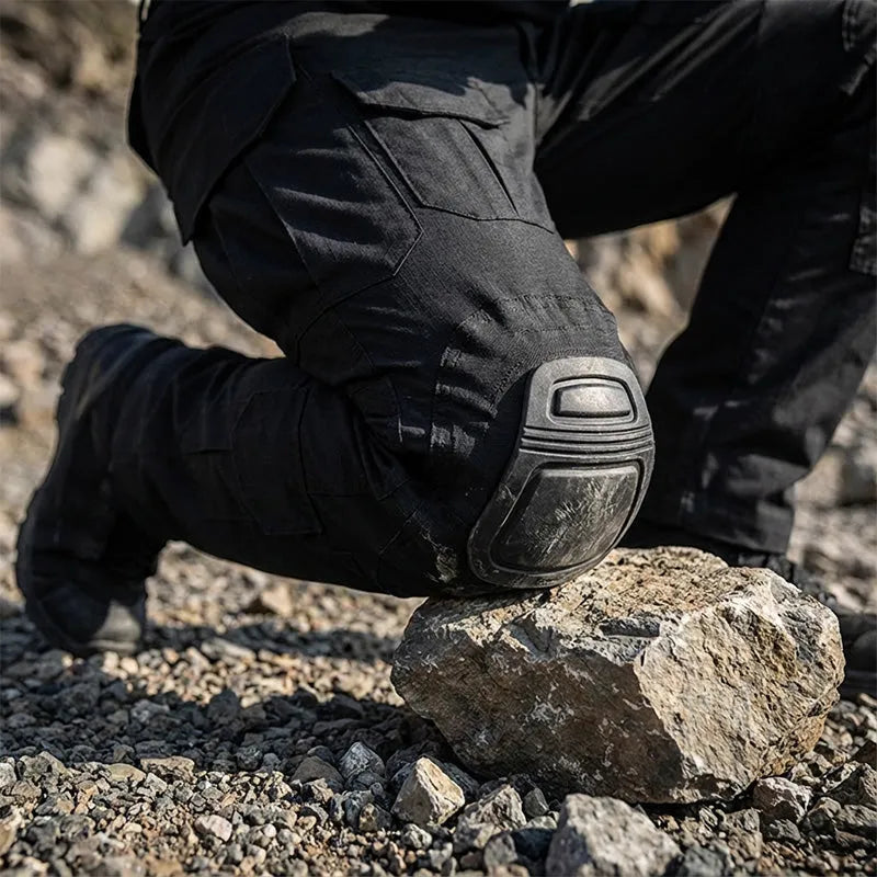 50% Rabatt – Robuste Herren Cargo Hose mit integrierten Kniepolstern